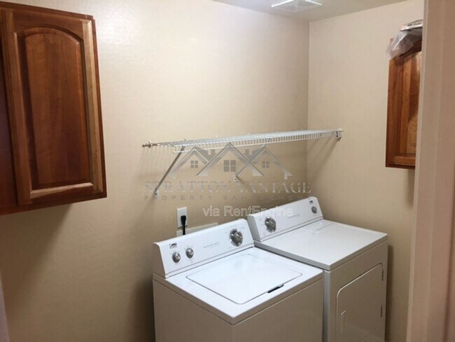 Foto del edificio - 11429 W Austin Thomas Dr