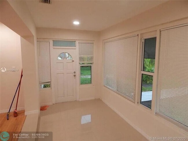 Foto del edificio - 1111 N 25th Ave