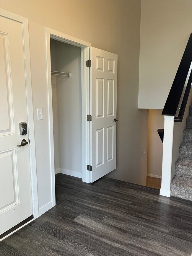 Foto del edificio - 4 Bed 3 Bath Single Family Home Available ...