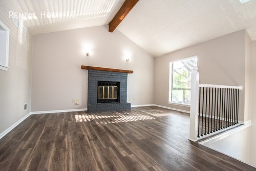 Building Photo - 8533 Goddard-