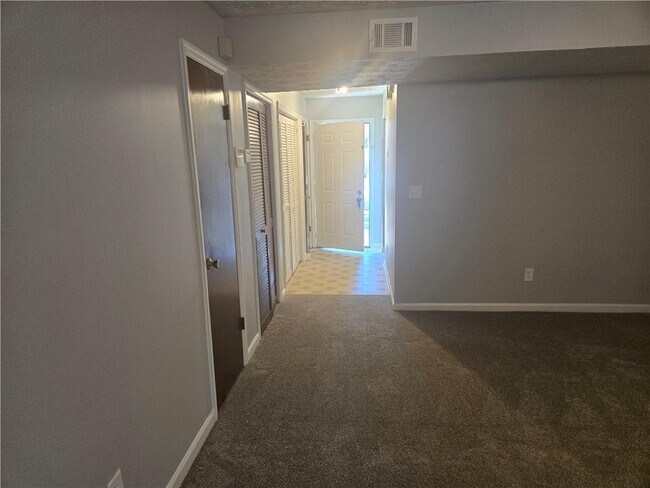 Foto del edificio - 2523 Sweetridge Ct