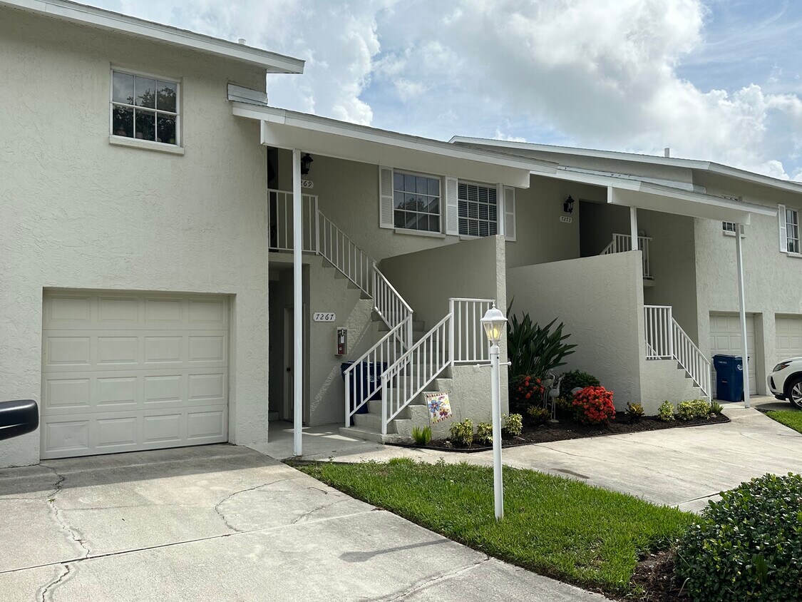7267 Eleanor Cir Sarasota, FL 34243 Alquileres en Sarasota, FL