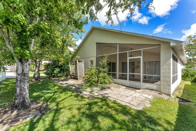 Building Photo - 8042 Tabby Ln