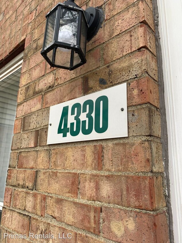Primary Photo - 4340 Thornapple Cir E