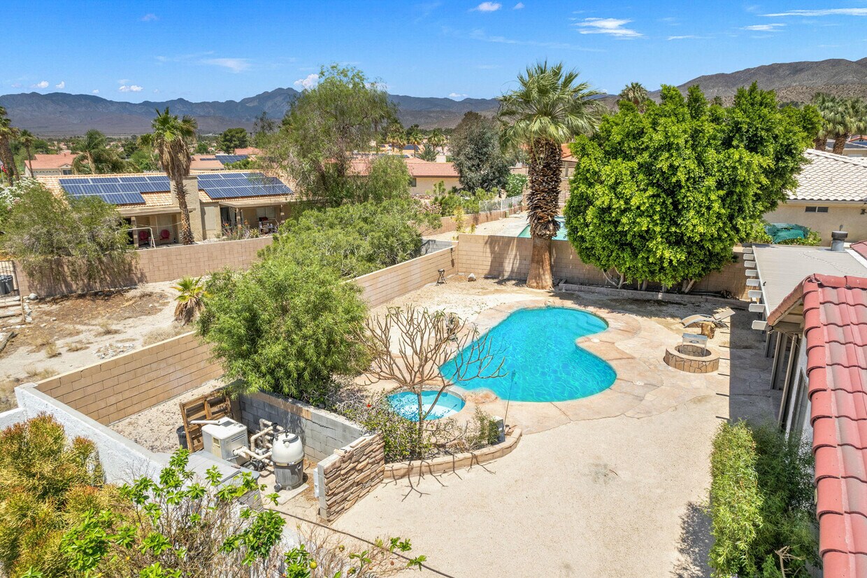 Foto principal - 9735 Hoylake Rd