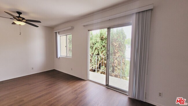 Foto del edificio - 818 7th St