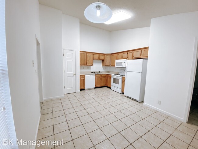 Building Photo - 3 br, 2 bath House - 2462 Hopkins Drive