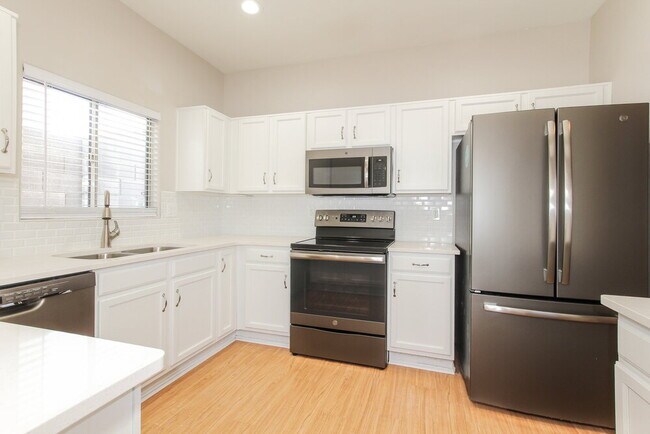 Foto del edificio - 22231 N 29th Dr