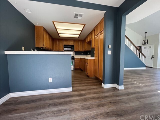 Building Photo - 2272 Arabian Way