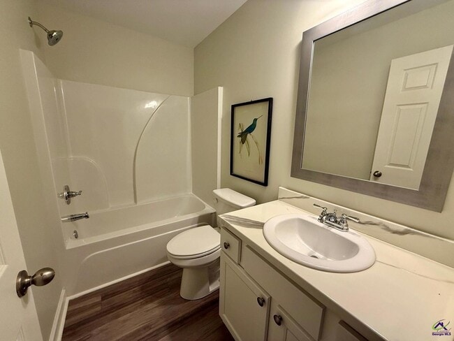 Building Photo - 117 Webster Wy