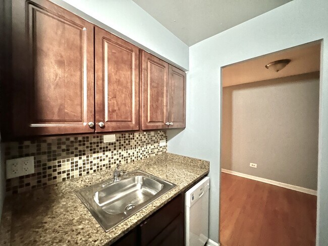 Foto del edificio - 5820 N Sheridan Rd