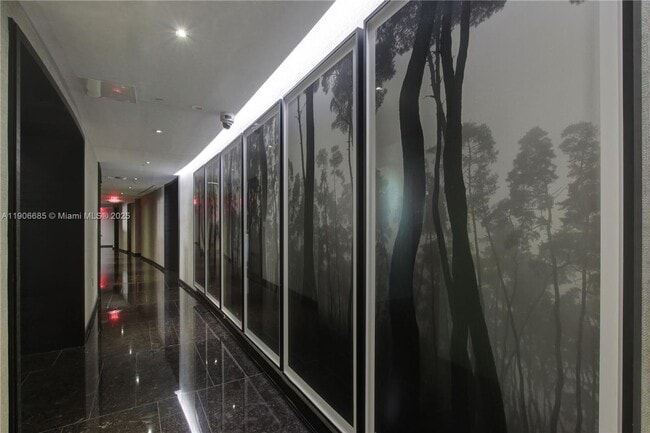 Foto del edificio - 1850 S Ocean Dr