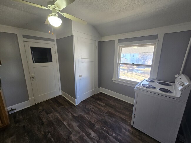 Foto del edificio - 1001 1/2 Randolph St