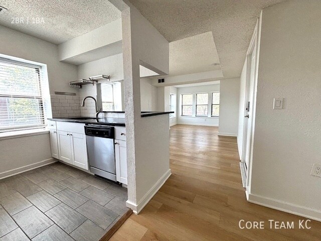 Foto principal - Harrison Village 2 Bed w/ Laundry
