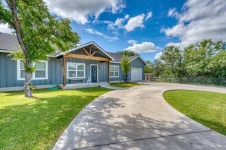 Building Photo - 1304 Prairie Creek Dr