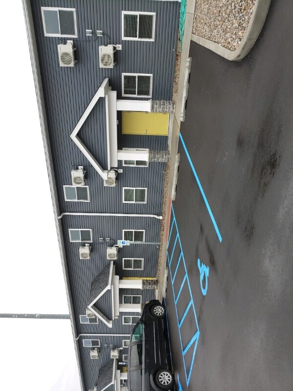Foto del edificio - 3420 Stellhorn Rd