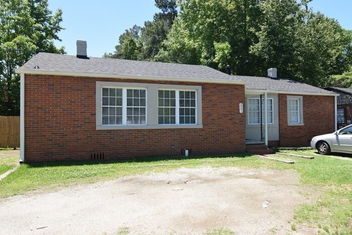 Foto principal - 2 Bedrooms - All Electric - Section 8 OK!