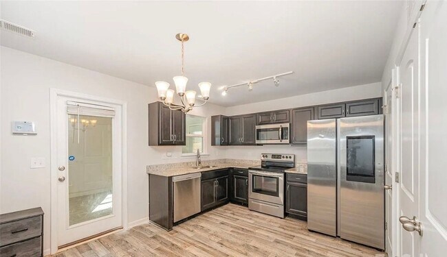 Foto del edificio - 109 Landon Ct