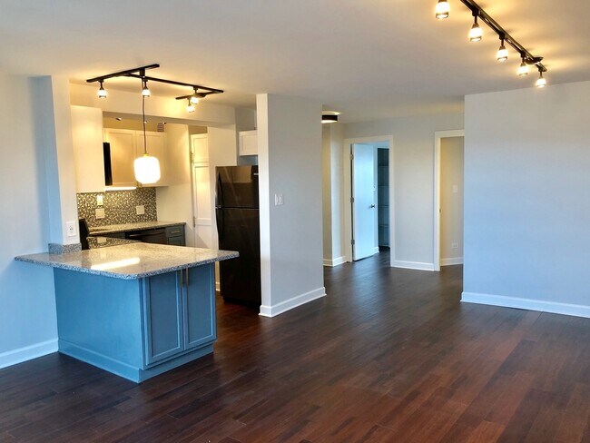 Foto del edificio - 2909 N Sheridan Rd