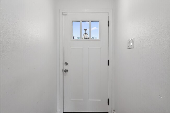 Foto del edificio - 23567 Pine Forest Dr