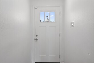 Building Photo - 23567 Pine Forest Dr