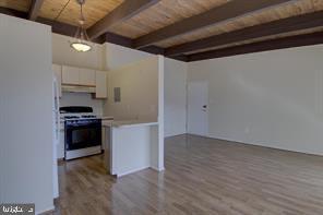 Building Photo - 7855 Enola St