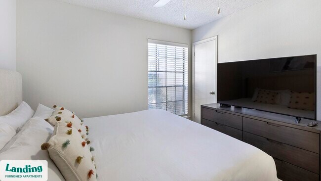 Building Photo - 1408 Teasley Ln