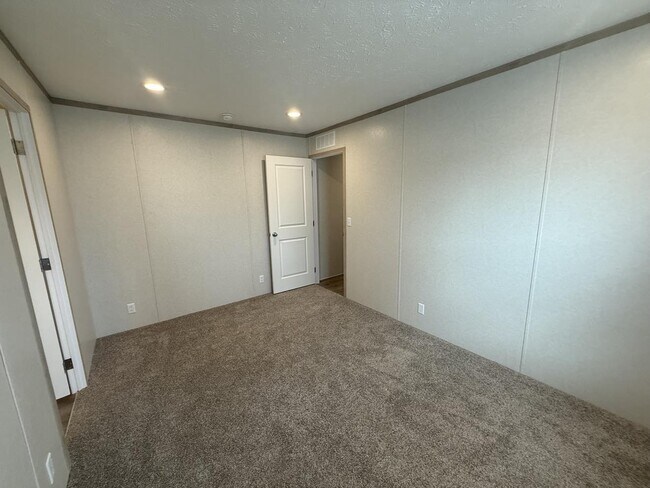 Foto del edificio - 1061 Revere Ln