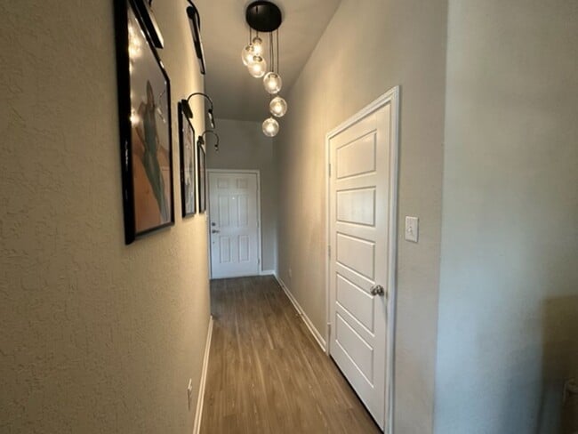 Foto del edificio - Move in soon! Beautiful  3 bedroom 2 bath near Lackland AFB