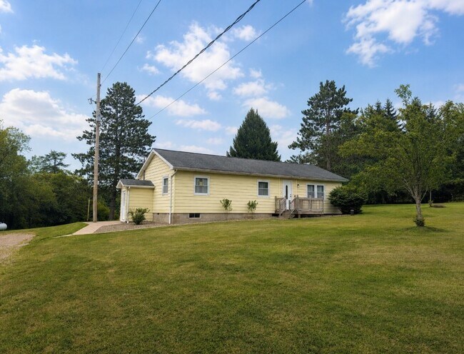 Foto del edificio - 10135 Sampson Rd