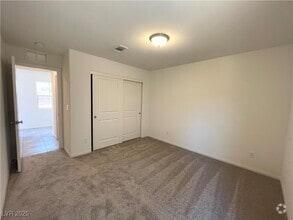 Building Photo - 8694 Glen Echo Ave