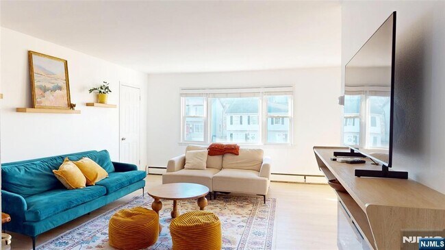 Foto del edificio - 121 3rd St