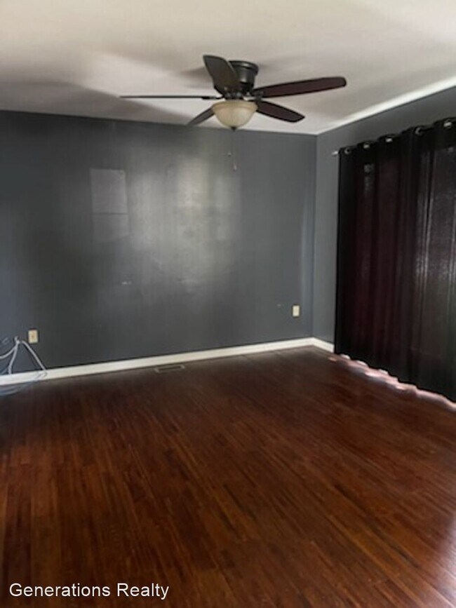 Foto del edificio - 3 br, 1 bath House - 1040 Jamaica Drive