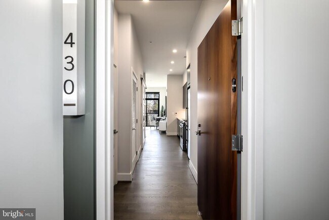 Foto del edificio - 525 Water St SW