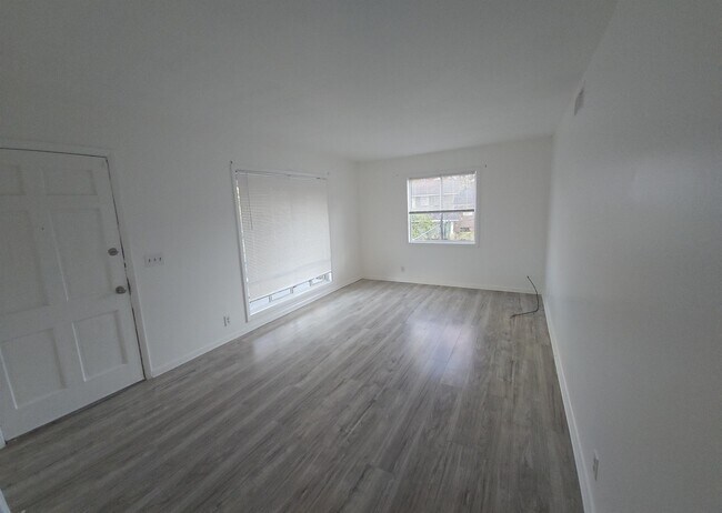 Foto del edificio - 909 Ashland Ave