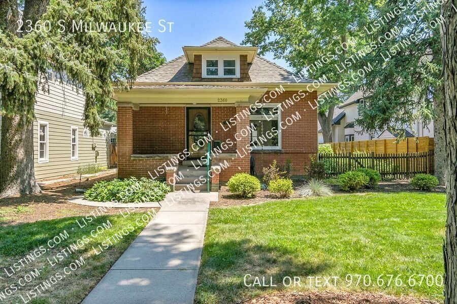 Primary Photo - 2360 S Milwaukee St