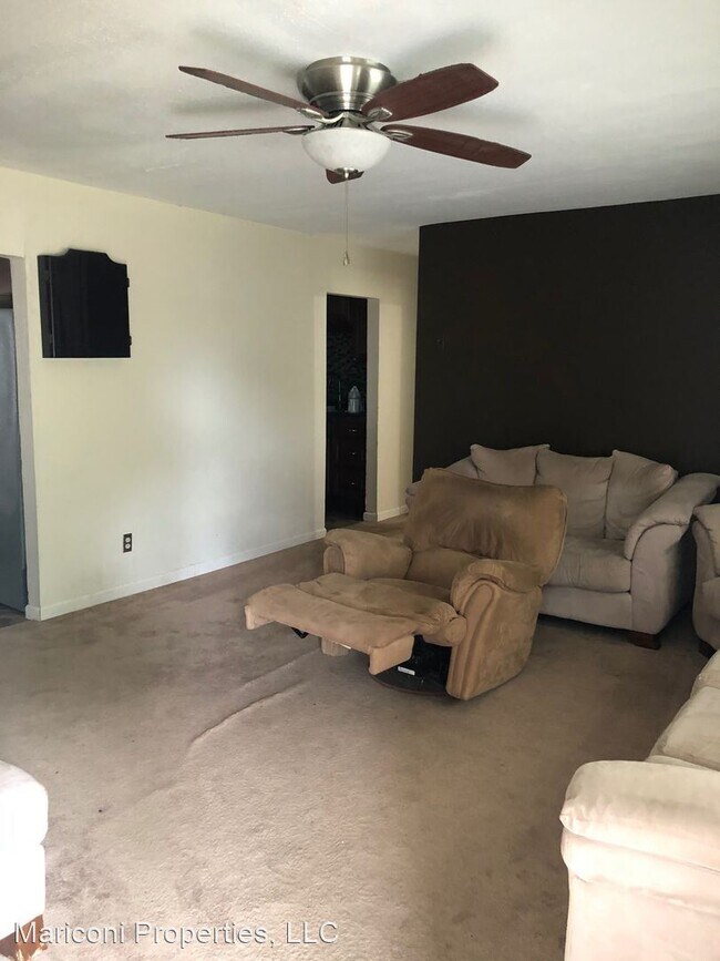 Building Photo - 3 br, 2 bath House - 4400 Gorden Ave