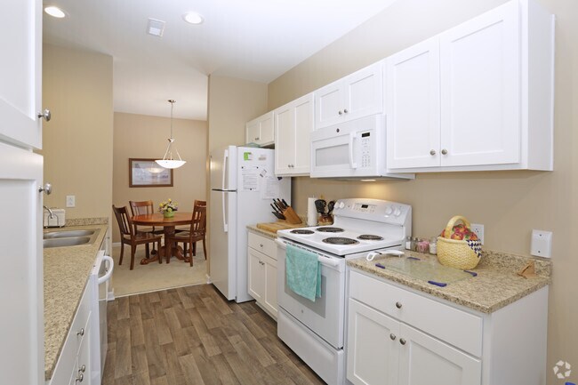 3HAB - Cocina - Foxmoor Condominiums