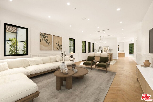 Foto del edificio - 4539 Longridge Ave