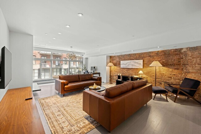 Foto del edificio - 5 E 13th St