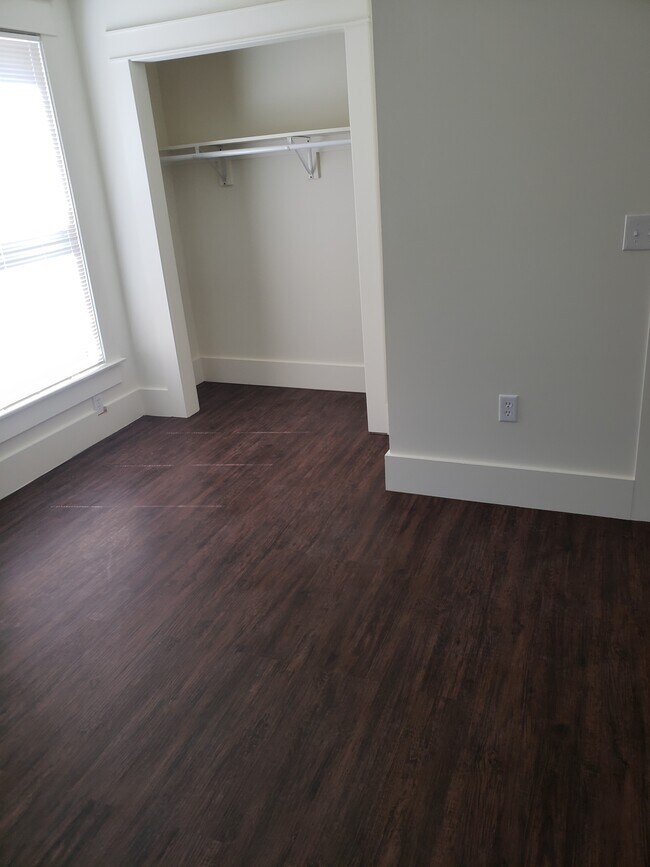 Foto del edificio - 1531 SW 15th St