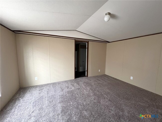 Foto del edificio - 1911 Wald Rd