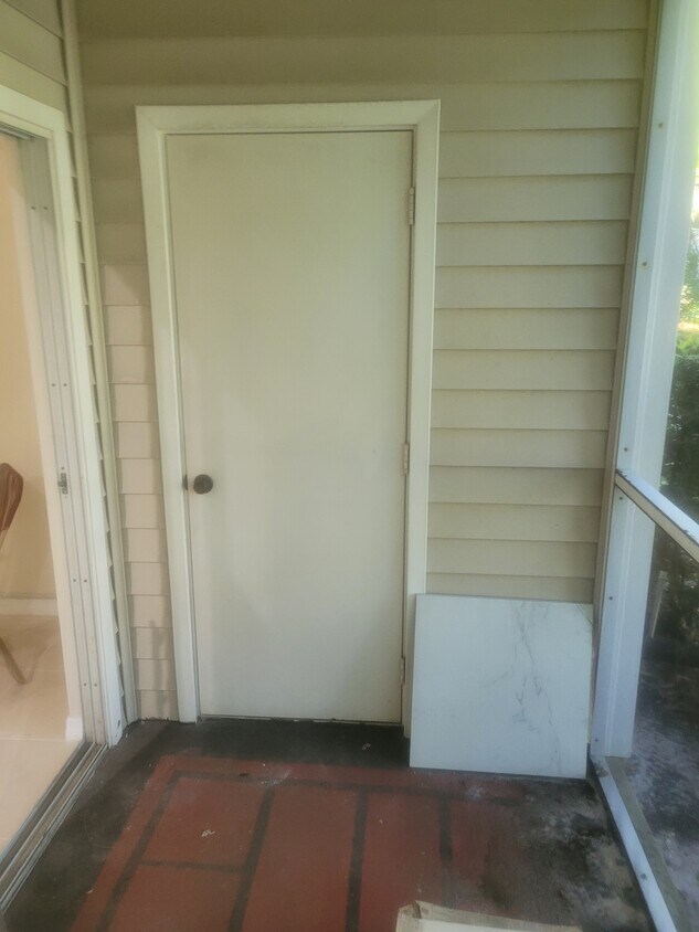 Lanai Storage Closet - 850 S Tamiami Trl