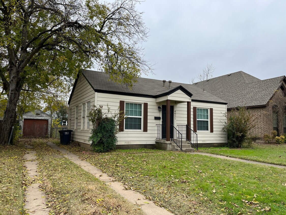 Photo - 4931 Pershing Ave (Fort Worth, TX)