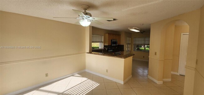 Foto del edificio - 2957 Oak Park Cir