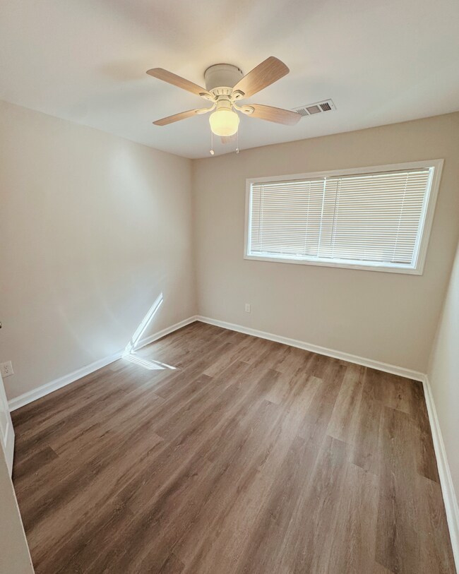 Foto del edificio - Welcome to this charming ranch-style home ...