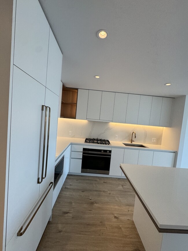 Building Photo - 720 Farrow St