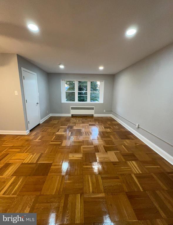 Foto del edificio - 928 Durard St