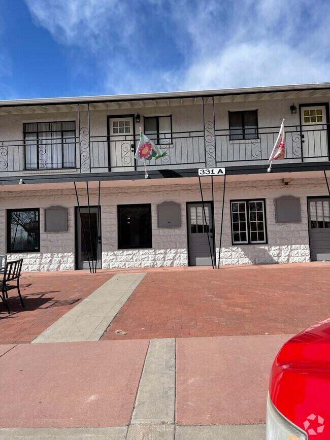 Building Photo - 331 Royal Gorge Blvd