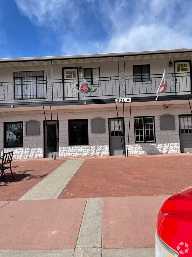 Building Photo - 331 Royal Gorge Blvd
